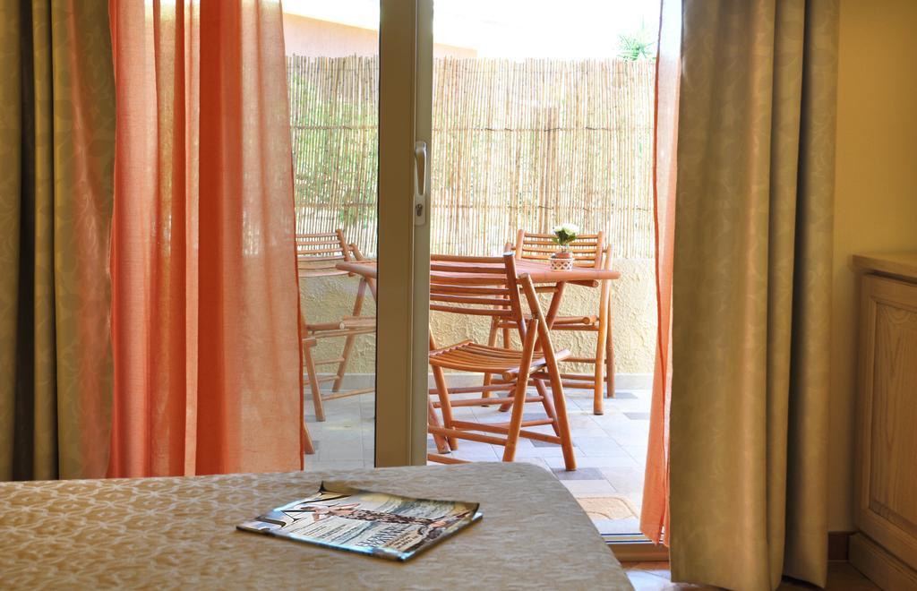 וילסימיוס Affittacamere B&B La Villa Dei Graniti חדר תמונה