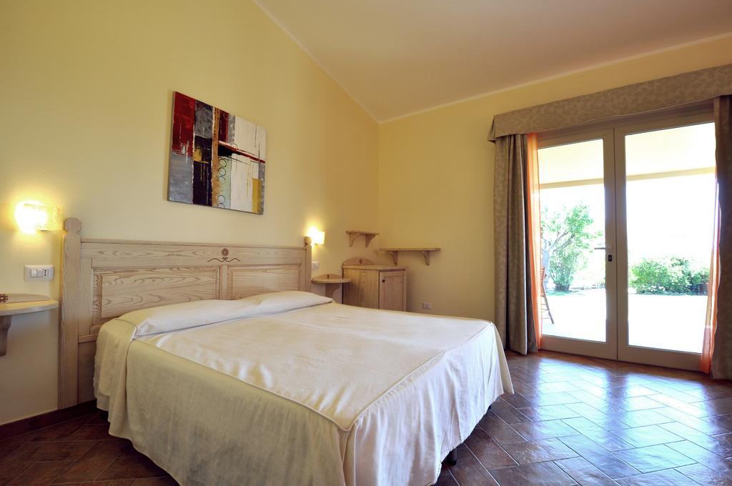 וילסימיוס Affittacamere B&B La Villa Dei Graniti חדר תמונה