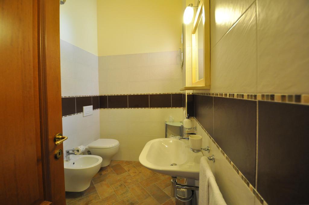 וילסימיוס Affittacamere B&B La Villa Dei Graniti חדר תמונה
