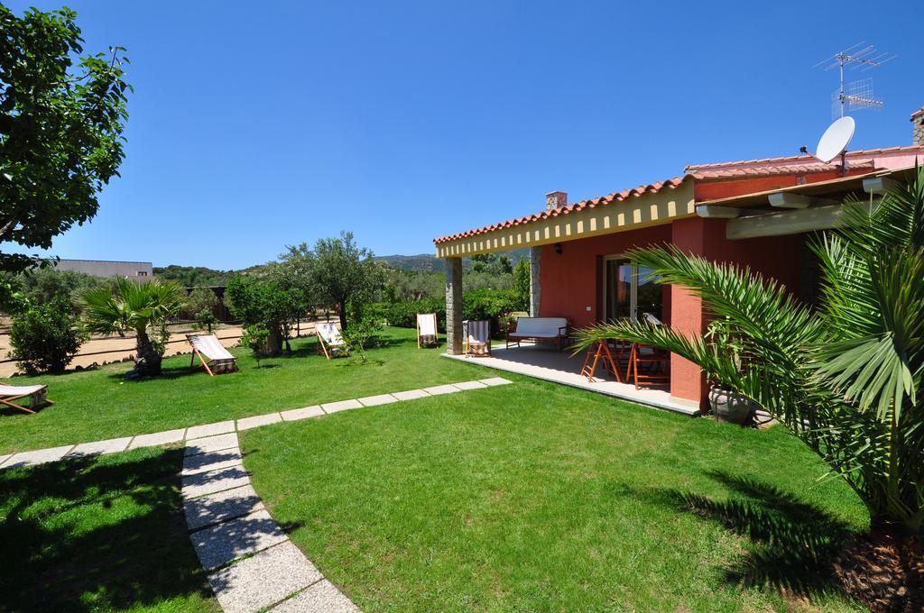 וילסימיוס Affittacamere B&B La Villa Dei Graniti מראה חיצוני תמונה