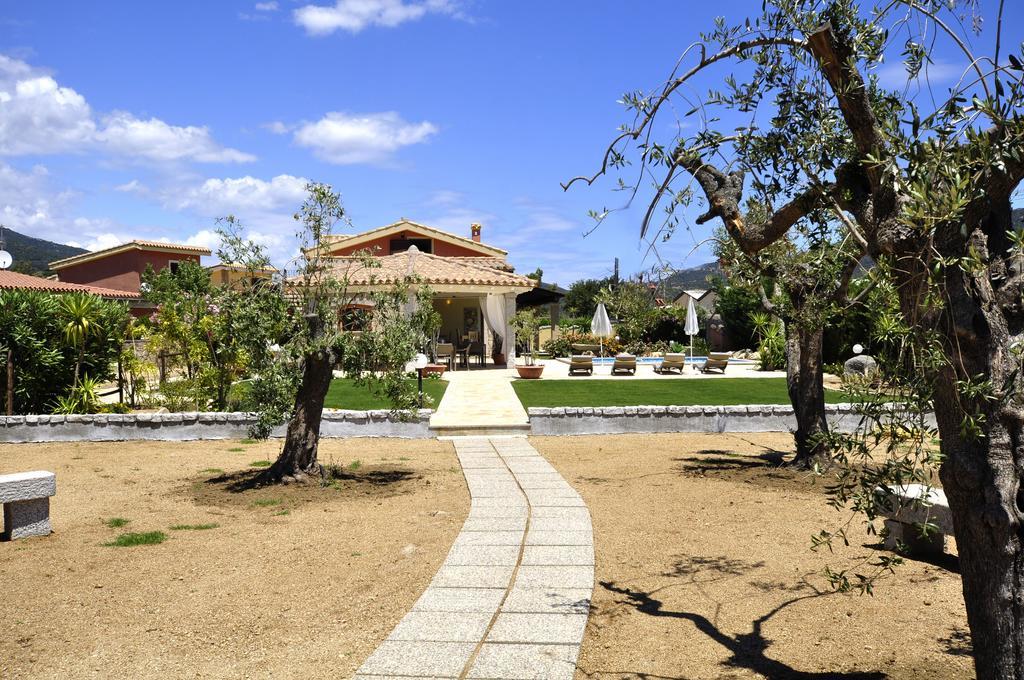 וילסימיוס Affittacamere B&B La Villa Dei Graniti מראה חיצוני תמונה
