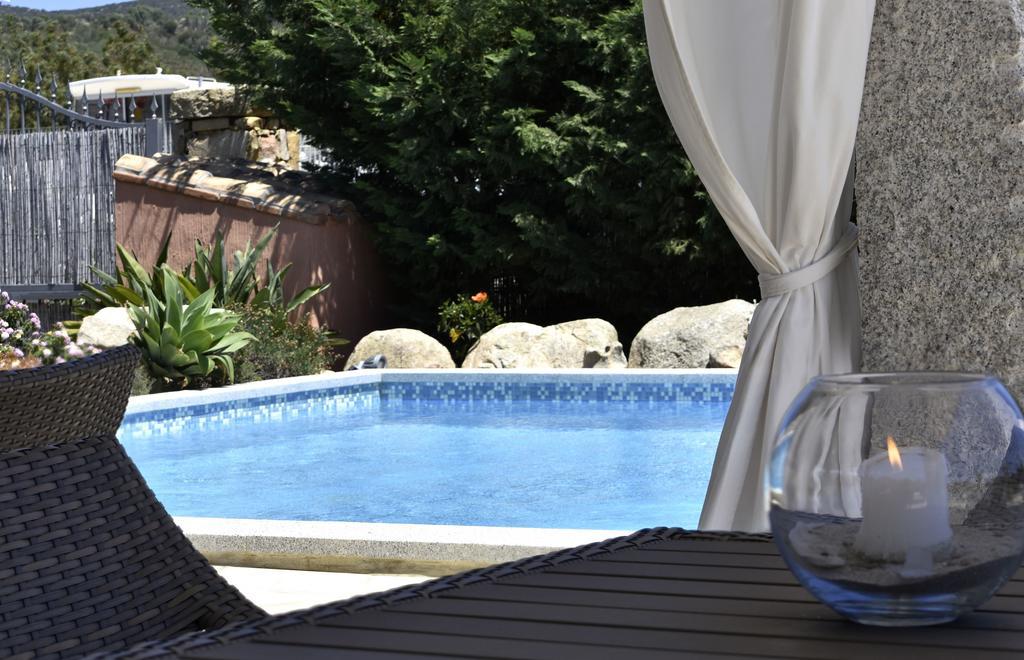 וילסימיוס Affittacamere B&B La Villa Dei Graniti מראה חיצוני תמונה